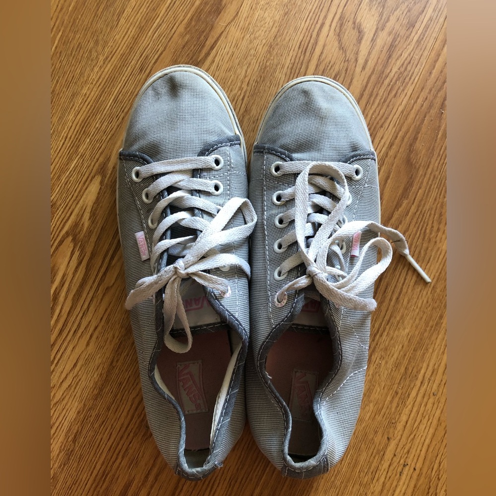 Vans Off The Wall Womens Size 9 Gray Lace Up Shoes